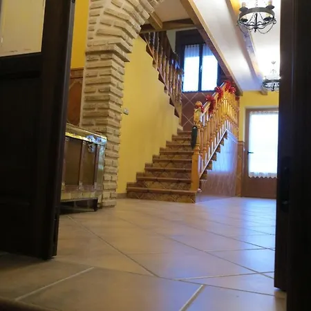 El Arco * Becerril de Campos