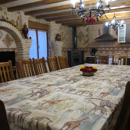 El Arco Becerril de Campos