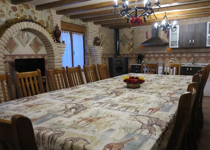 El Arco Becerril de Campos