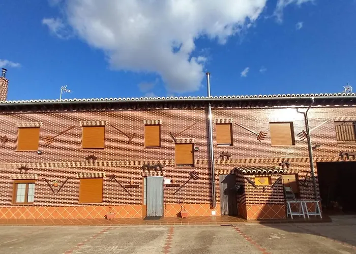 El Arco Becerril de Campos